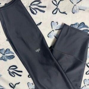 ALO Yoga Charcoal Leggings